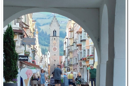 The delicious little town centre in Vipiteno
